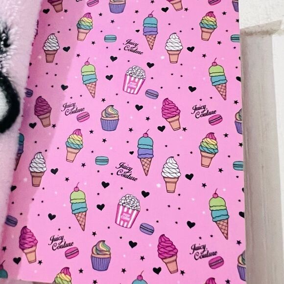 Juicy Couture Ice Cream Throw - Picture 2 of 3